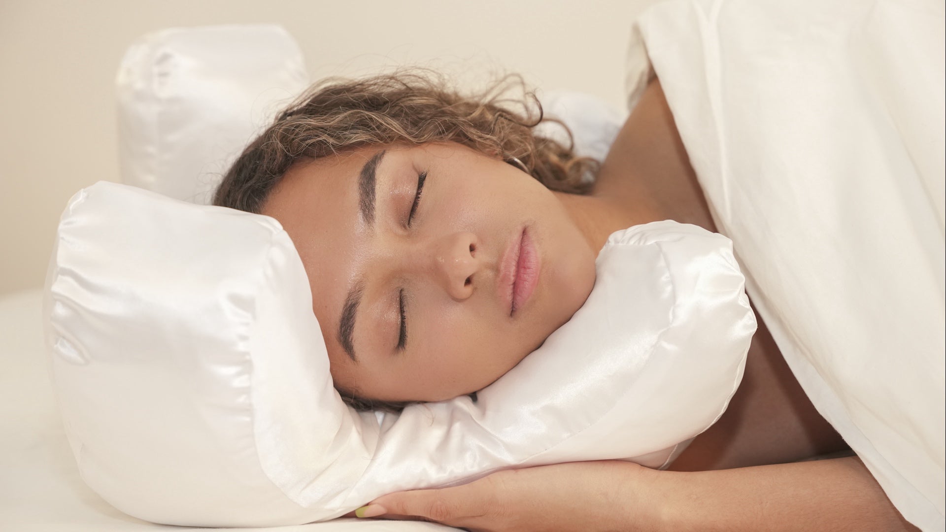 The Flawless Face Pillow Slated to Revolutionize the Anti-Wrinkle Industry