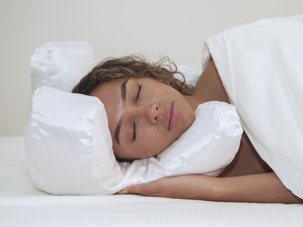 Flawless Face Pillow Cloud + FREE White Satin Pillowcase